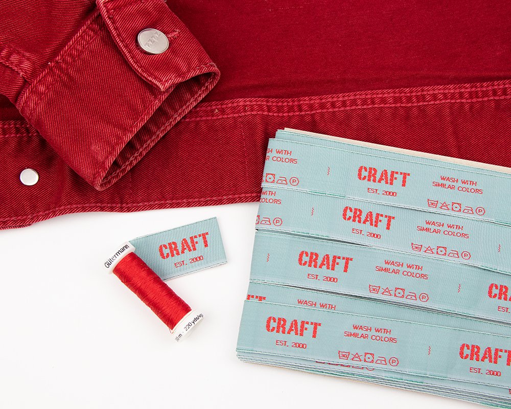 Etichetta per abiti