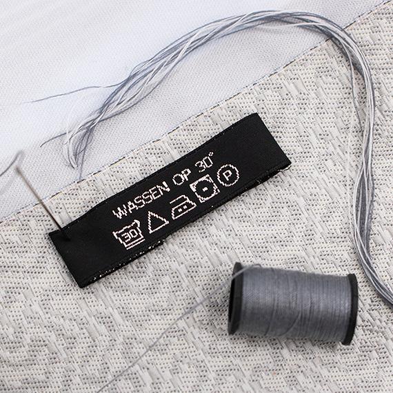 Etichetta tessuta con logo personalizzato 15 mm