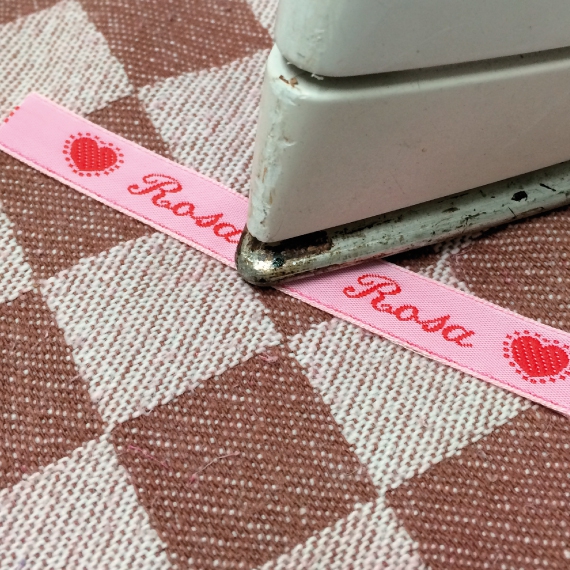 Etichette termoadesive con il nome