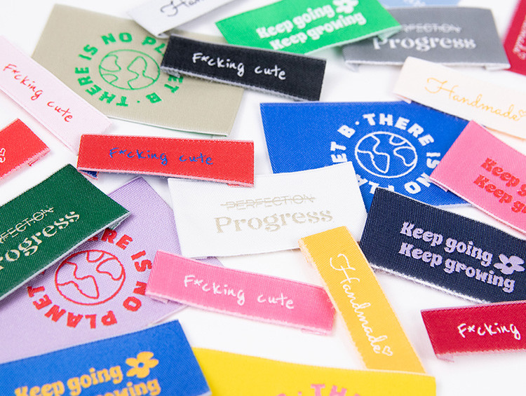 Etichette da cucire standard